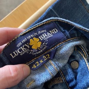 Lucky Brand Mens Jeans size 42x32
